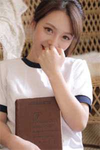 凤宁萱萧赫的小说为留住皇后娘娘，陛下开始用男色了阅读