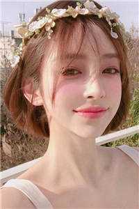 变萌妹后，被腹黑凤傲天女主堵门叶蓁叶芙莉完结版小说