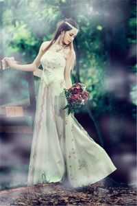 发现我真结婚后，遛我逃婚的竹马慌了热门小说周星辰谢君婉