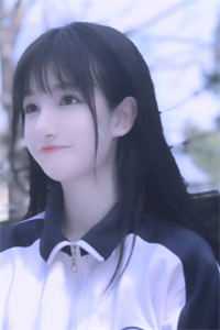 朱唇轻启吻芳华顾弈深柳若雪完结版小说