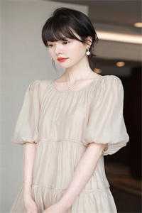 我在八零换嫁后，被硬汉老公宠哭了白芷陆野前文+后续