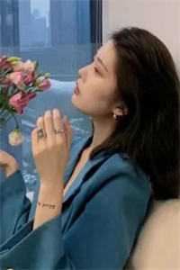 被双胞胎妹妹夺走身份后，我笑了周雯雯周菱菱番外