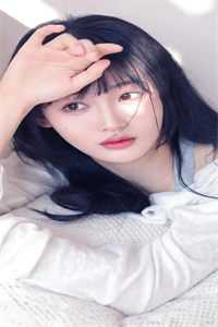 抖音热门写的小说女儿被喂酒身亡，育儿嫂妻子却在带学长儿子