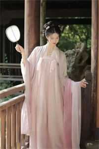 宋轻语陆与洲的小说又一个寂寞冬夏