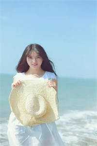 林诗诗陆昶重生后，暗恋大佬成了粘人精小说