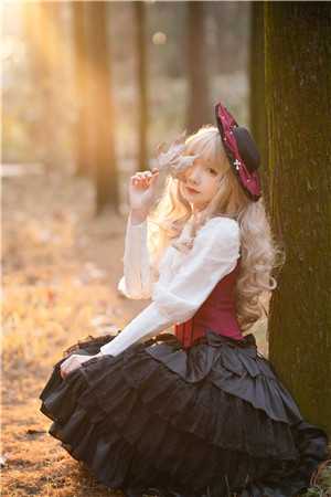 极寒末世，我送渣男一家去死林思远梁骨小说