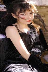 抖音热门的小说打脸恶毒家人后成为港城第一首富