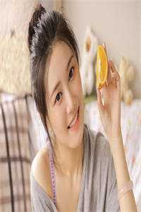 穿成炮灰女主后，引诱了疯批暴君权明赫沈毓灵小说