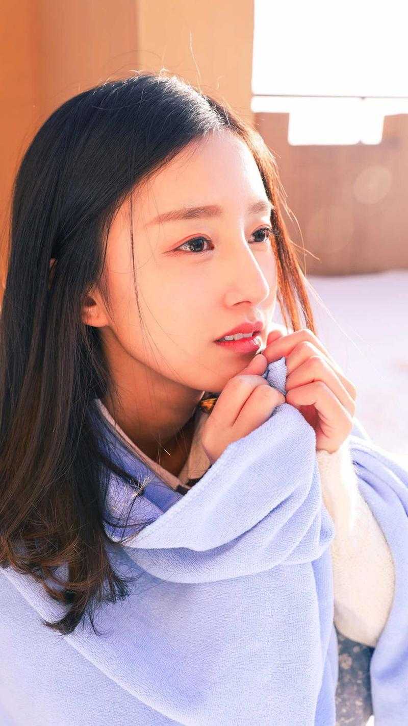 宋飞峻周曼曼的小说老婆车祸命悬一线，我淡定把救命钱拿去做生意