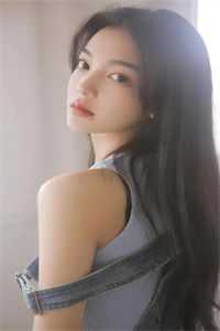 黎笙沈明轩的小说季风吹远思念阅读