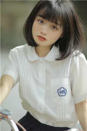 春节假期，老公把我和女儿扔高速完结版小说林嘉明安安