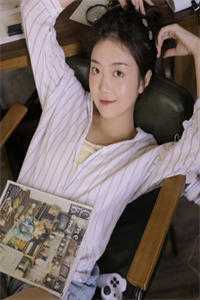 顾均洛雅的小说被逼给男秘书让位后，妻子才知我是首富之子