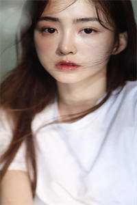 小说女儿葬礼，医生老婆却在陪竹马by周明玉彤彤