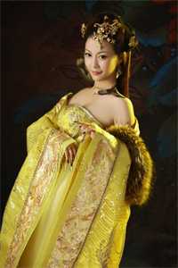 春节自驾回家，老公把怀孕的我扔在服务区钟逸舟许忆柳完结版小说