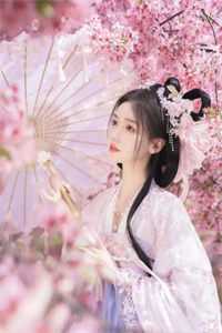 祁漠迈巴赫的小说糟糕，女主被男二攻略了呢小说阅读