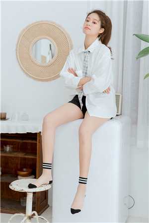 春节假期，邻居强占我车位孙峰小峰全章节小说