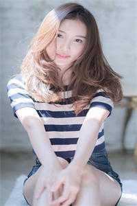 当年明月难寻江曜迟浅