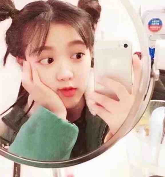 重生后，我靠氪金云养未来女帝完结版沈云凌清雪