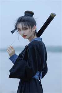 阮晴隋越的小说妈妈被哥哥的仇人砍杀时，他在哄庶妹过成人礼