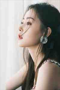 老公买刮刮乐一晚上输了三十万，我将金项链抵押让他继续(刘岩张涛)