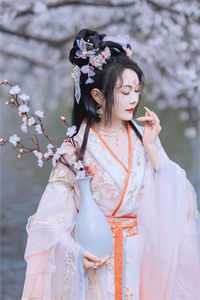 从血色嫁妆的秘密开始……小说林热完结版