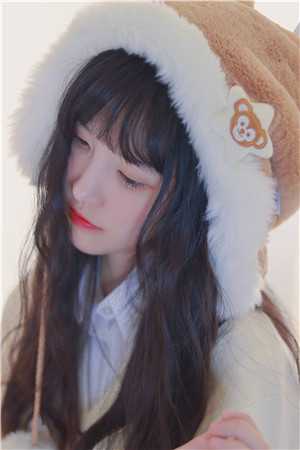 为至尊骨舔渣女三年，她却当真了叶林苏千雪