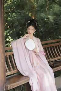 重生以后，贪心表妹想和我互换人生(颜离杨清依)