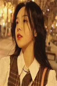 安娜杨彤深夜直播间小说