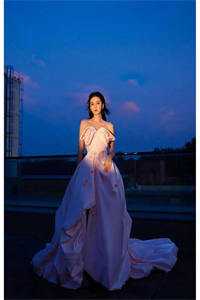 撞到劳斯莱斯，车主竟是我爸舔狗唐倩倩萧岩小说完结版