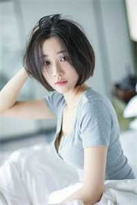 女帝炉鼎三百年，我成了无敌神热门小说秦玄柳依依