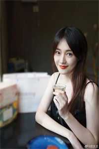 林震李若曦的小说女总裁谈情,我被动入坑免费阅读