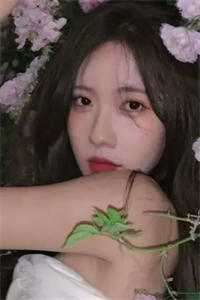 周婉迈巴赫的小说祖传巫师被断手，首富急疯了