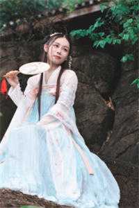 人在七零，喜提傻子当老公小说全文免费阅读童欣颜陆江辰