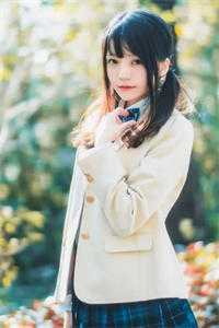 贝贝程安的小说芳华满地碾作尘