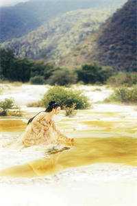 今朝暖烟似旧邻完结版小说祁少璟谢倾黎