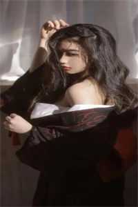 雪烬不逢春姜念初江临洲完结版小说