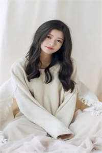 开局被冰山美女总裁包养小说林哲黄馨然完结版