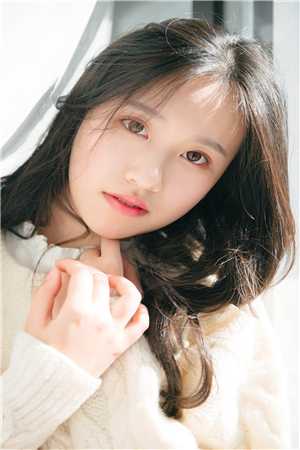 牧时野洛惊月的小说我曾爱你，低如尘埃阅读