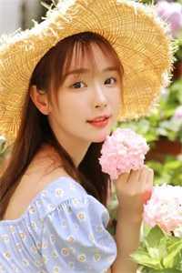 权力巅峰:从救下小女孩开始畅销小说