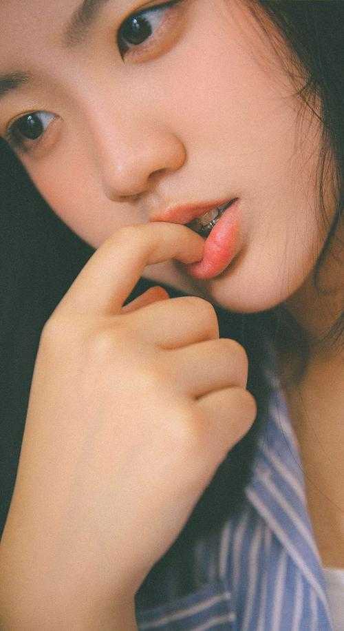 全校公敌！和美女老师谈恋爱全文版