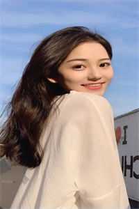 辞职后,捡了一个美女总裁精品