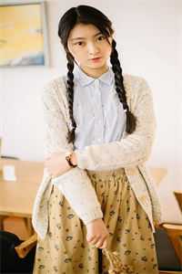 热门作品辞职后,捡了一个美女总裁