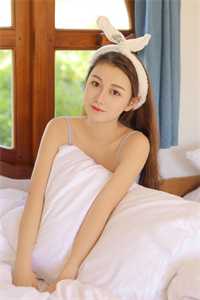 畅销小说穿越：我在相公铺子里当伙计