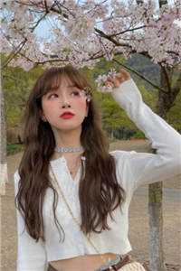 完整章节阅读七零吃瓜，村里人都能听到我心声