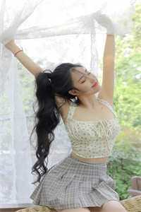 全校公敌！和美女老师谈恋爱精品推荐