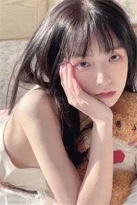 畅销书目穿书女配被反派一家团宠了