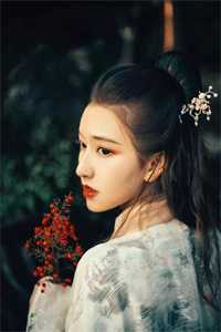 完整作品重生后勾引皇帝？夫人她红杏出墙啦