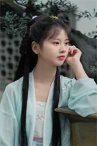 畅读全文版穿成明君心尖宠,众妃谄媚我开摆