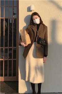 白月光回来后,我揣崽跑路了