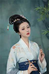 荒年被卖后，嫁给首辅做甜妻全本小说推荐